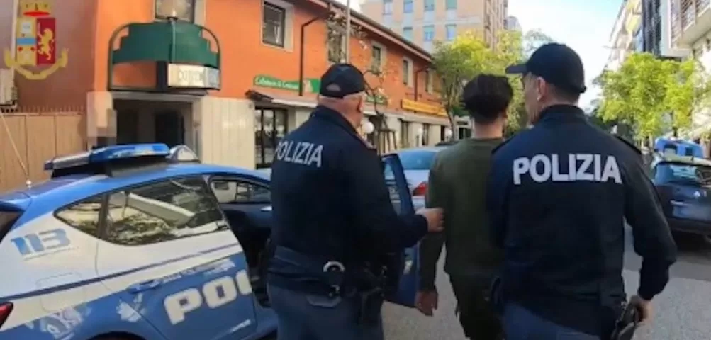 napoli segregata donna casa