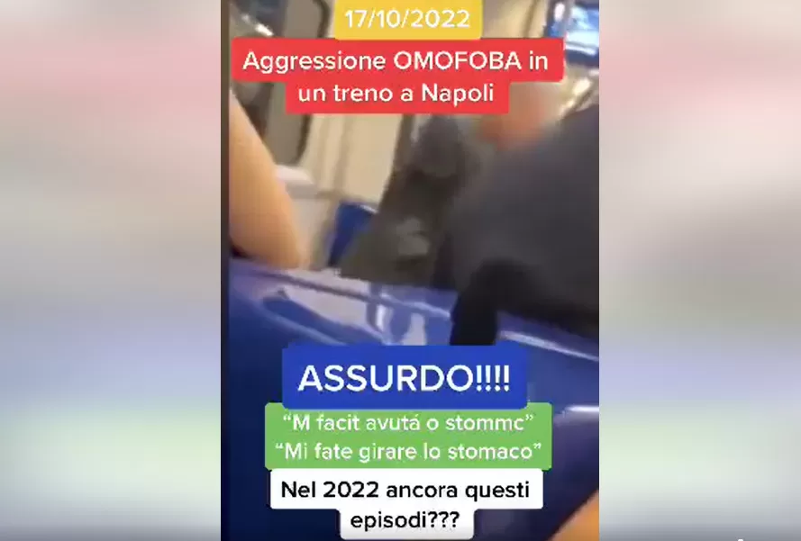 napoli ragazze bacio insulti