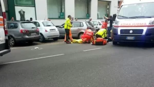 napoli ferito incidente stradale