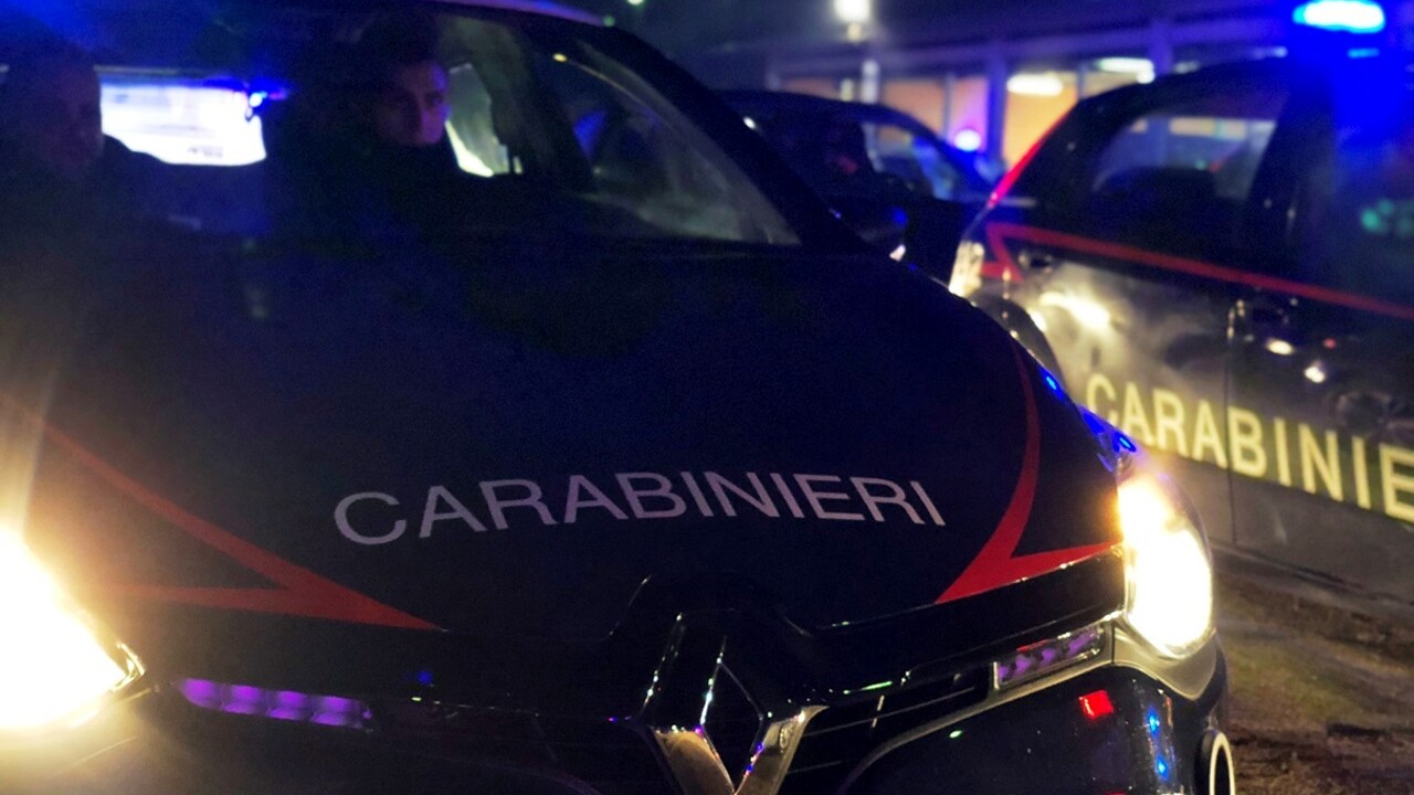 napoli evade domiciliari arrestato 6 febbraio