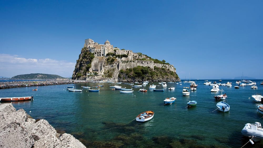 ischia pesca illegale area protetta sequestro