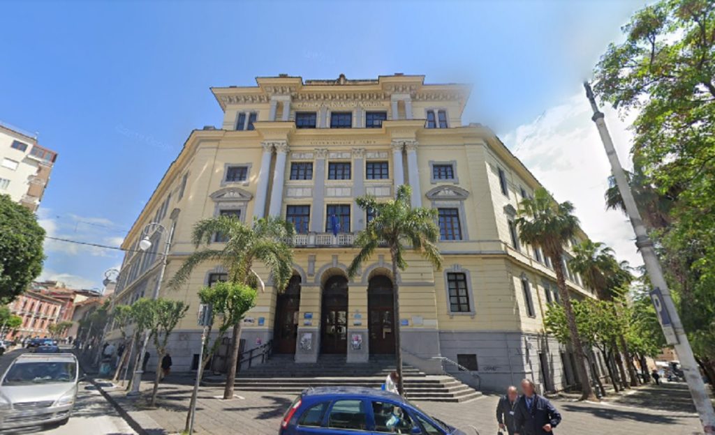 salerno-sospesi-maschi-liceo-tasso