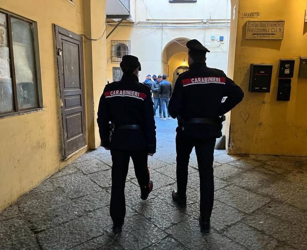 camorra case occupare napoli sequestri pizzofalcone