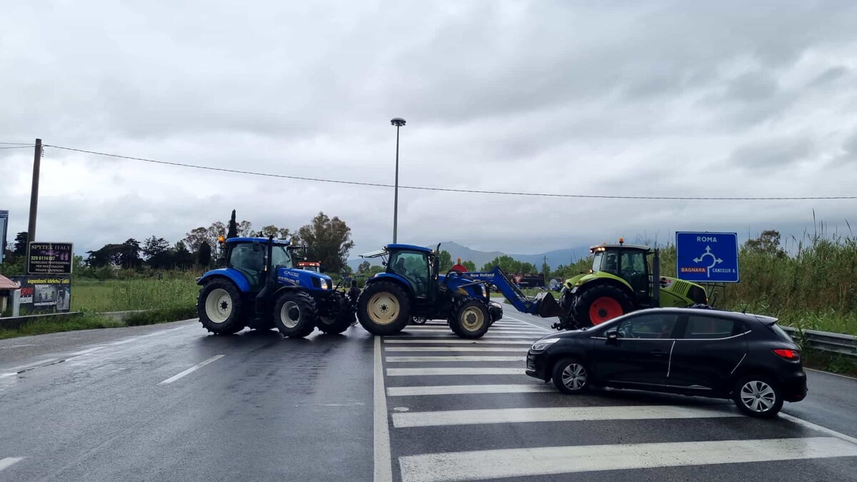 allevatori bufalini protesta domiziana