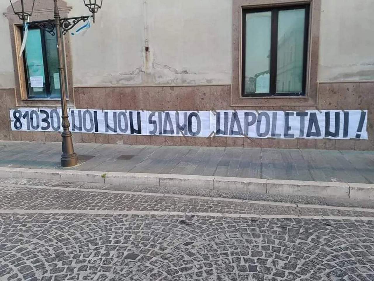 castel-volturno-striscione-contro-napoletani