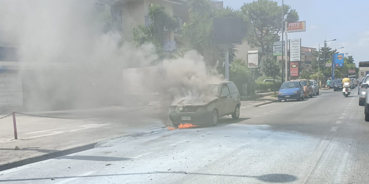 incendio auto giugliano