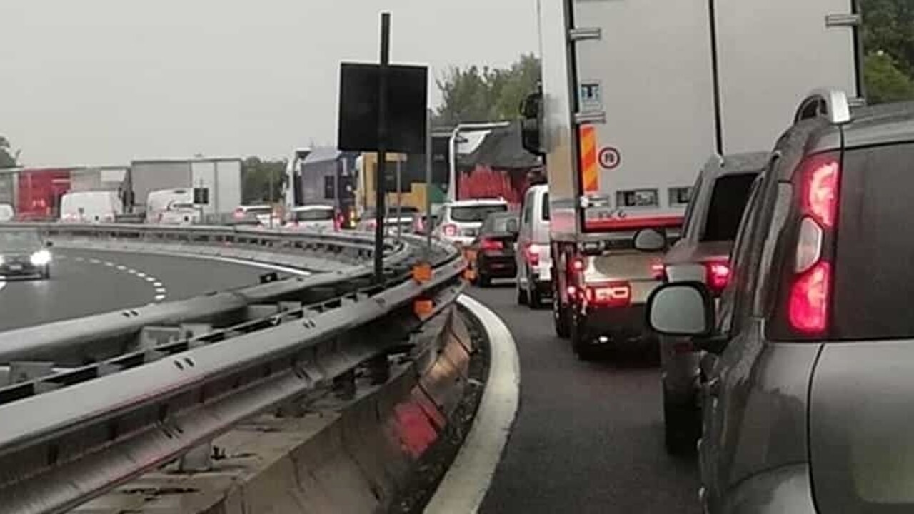 caserta guasto veicolo autostrada a1