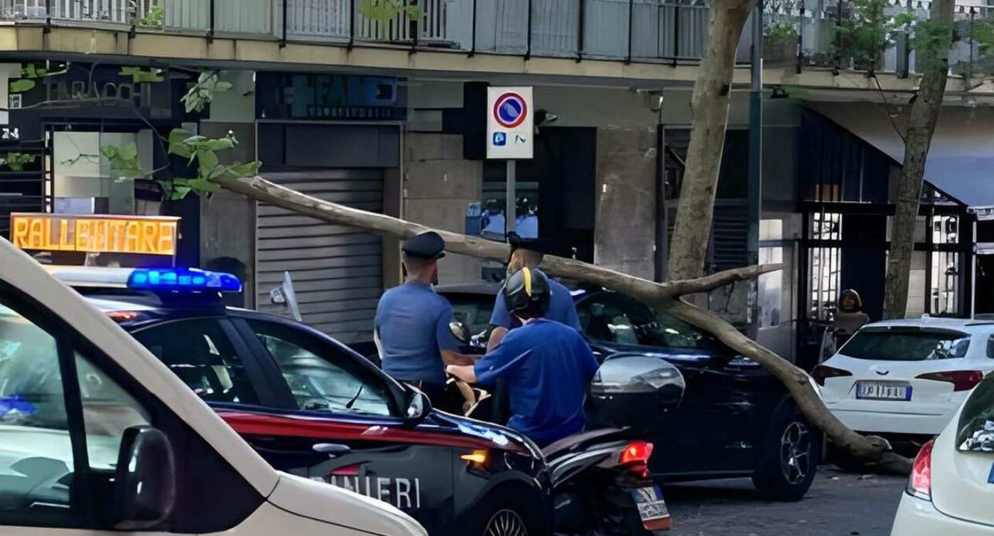 maltempo napoli ramo automobile vomero