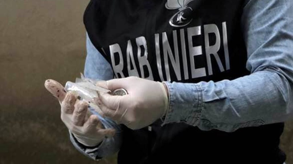 Aversa arrestato spacciatore droga