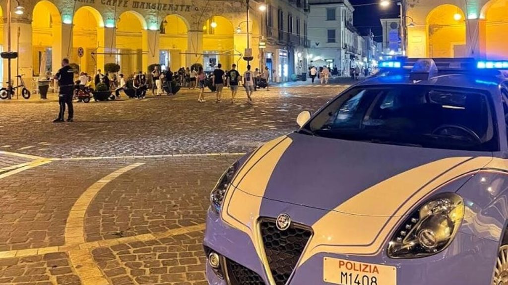 caserta rapina coltello denunciato