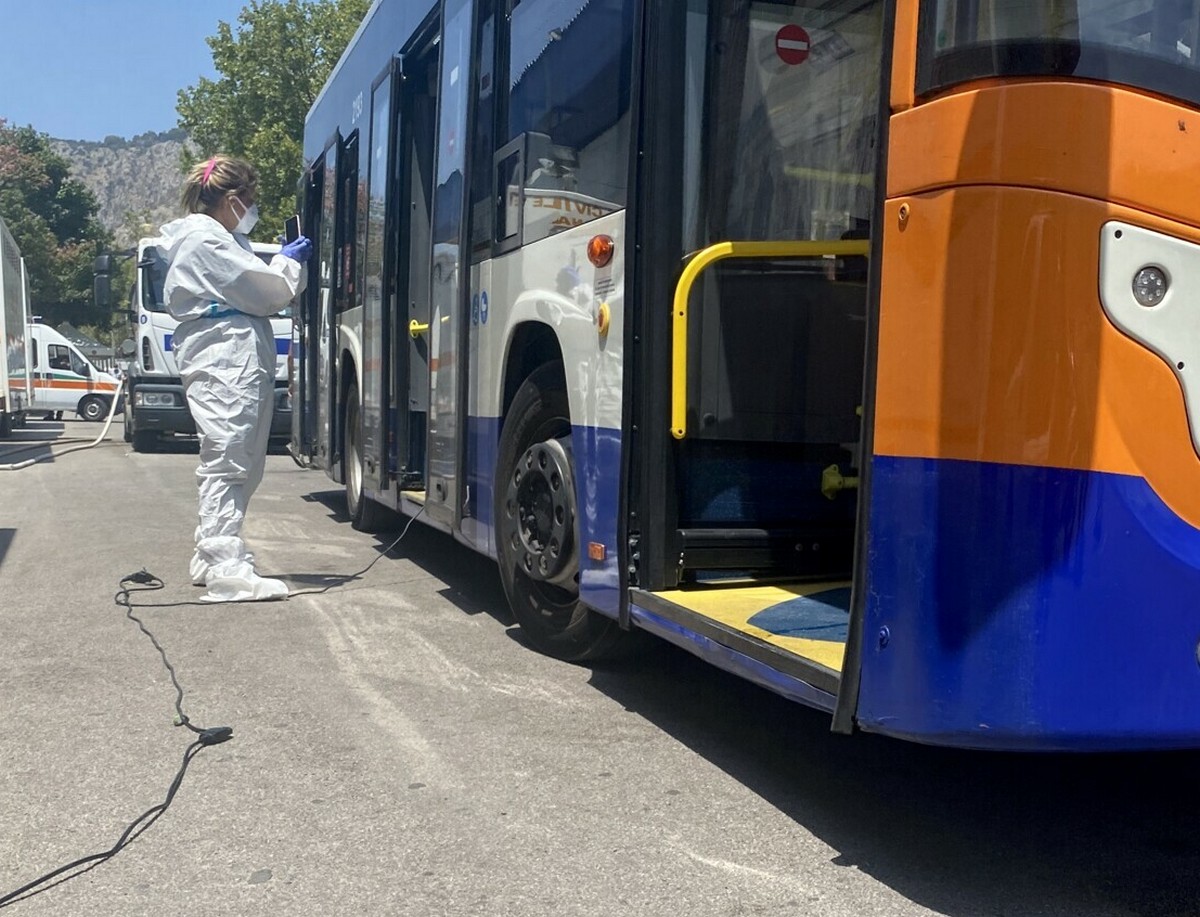 sorrento malore morta autobus atripalda