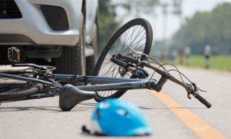 incidente auto bici morto bimbo