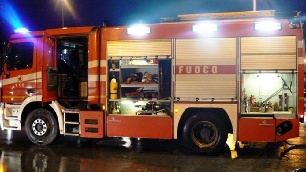 Incendio auto Santa Lucia Serino