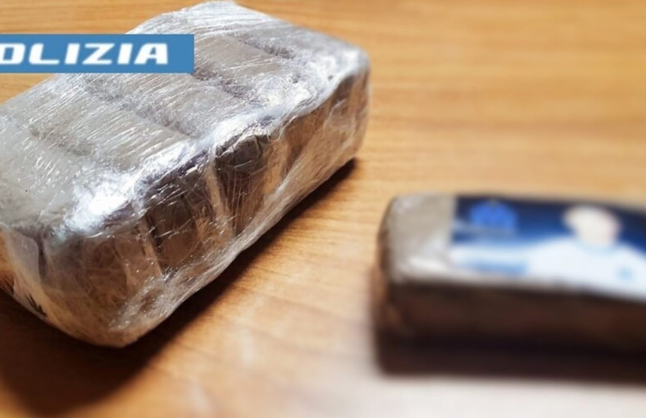 napoli Ischia hashish arrestato