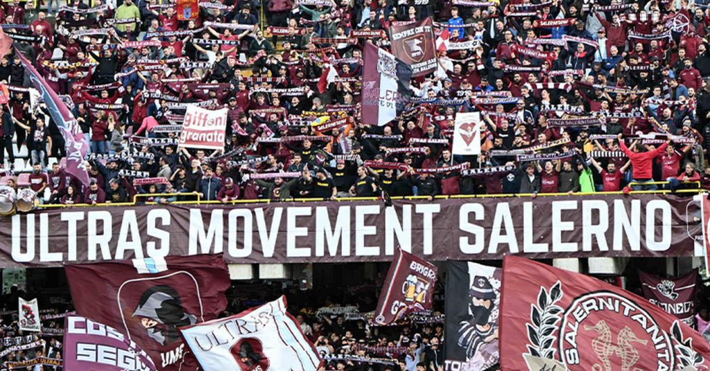 salernitana stadio segno rosso viso giornata internazionale contro violenza donne