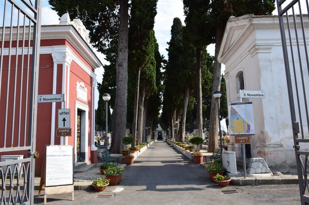 cimitero eboli controlli tombe