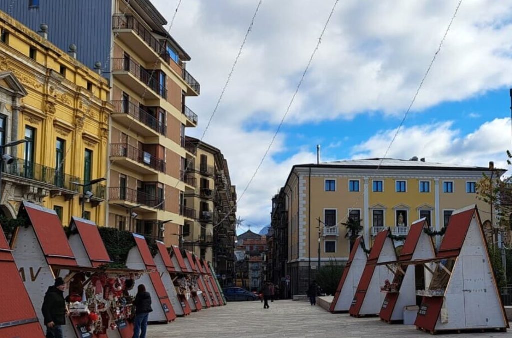 avellino furto casette piazza Libertà