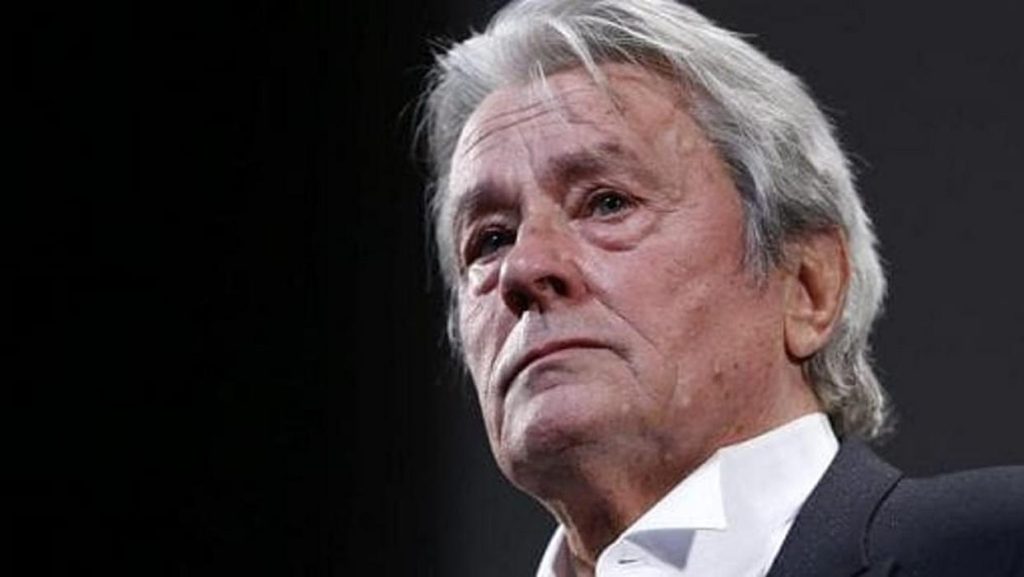 ex compagna alain delon denuncia figli tentato omicidio