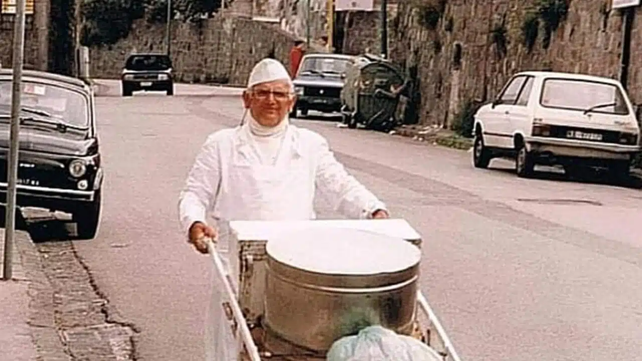 torre del greco morto benito storico ambulante