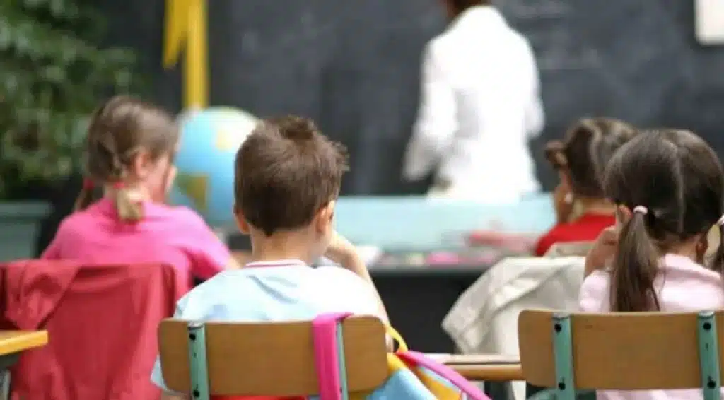 pozzuoli-bambino-disabile-scuola