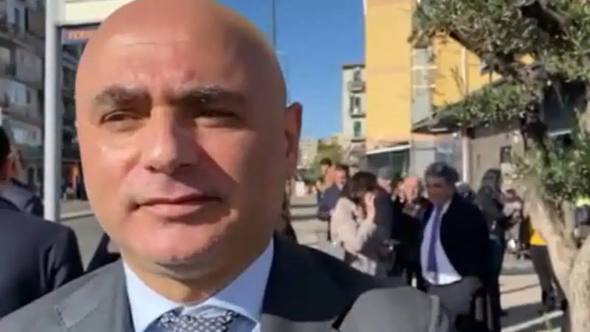 tentata rapina imprenditore marcia legalità napoli