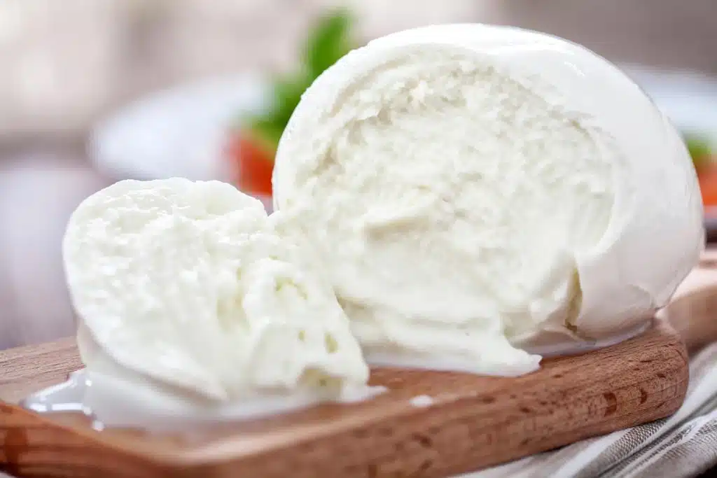 castel volturno uomo rischia morire soffocato mozzarella