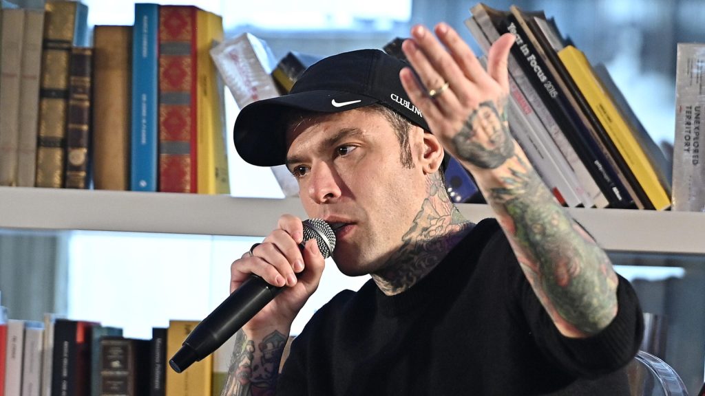 Fedez confessa salute mentale Italia sottovalutata