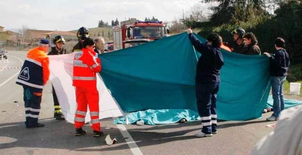 incidente mondragone morto ferito grave oggi 9 febbraio