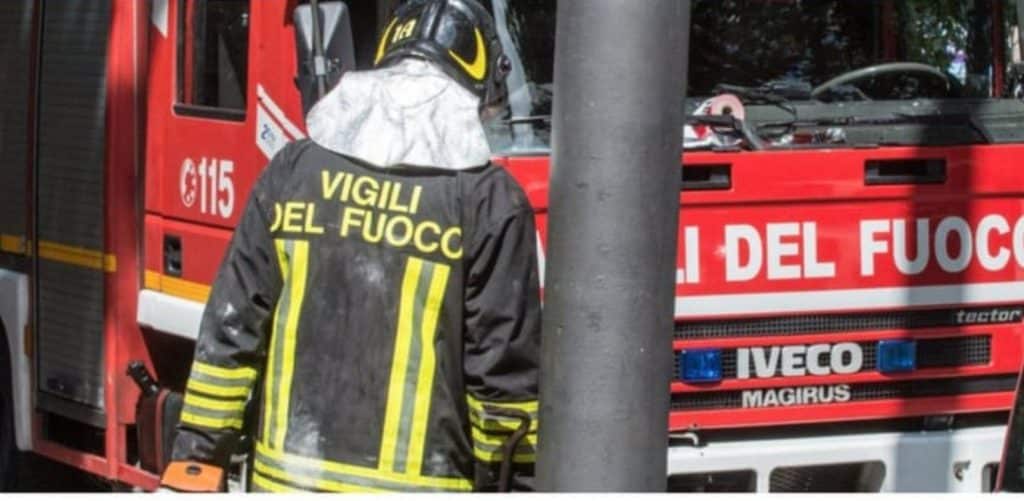 taranto trovato morto vigile fuoco suicidio 12 marzo