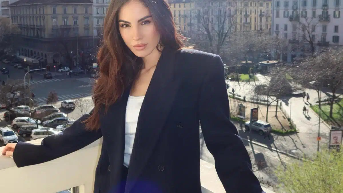 giulia de lellis insegnante bocconi