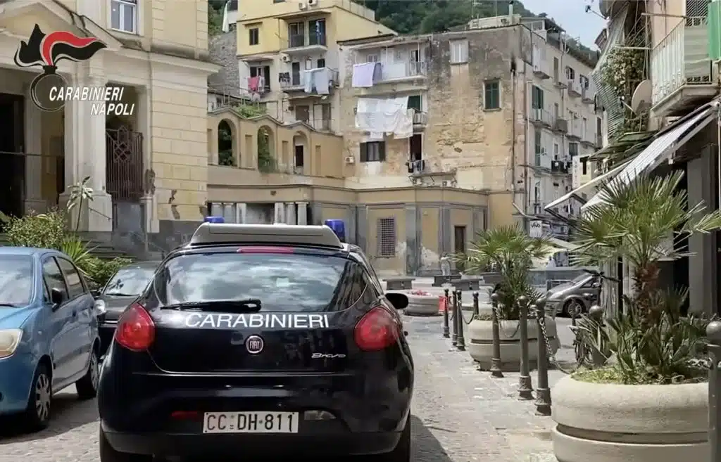 castellammare di stabia rissa offese alfonso fontana morto fermati