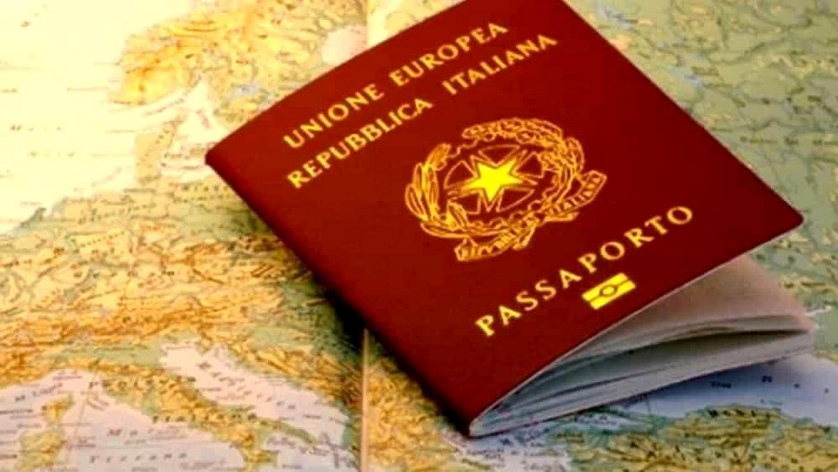 rilascio-passaporti-poste-italiane-progetto-polis