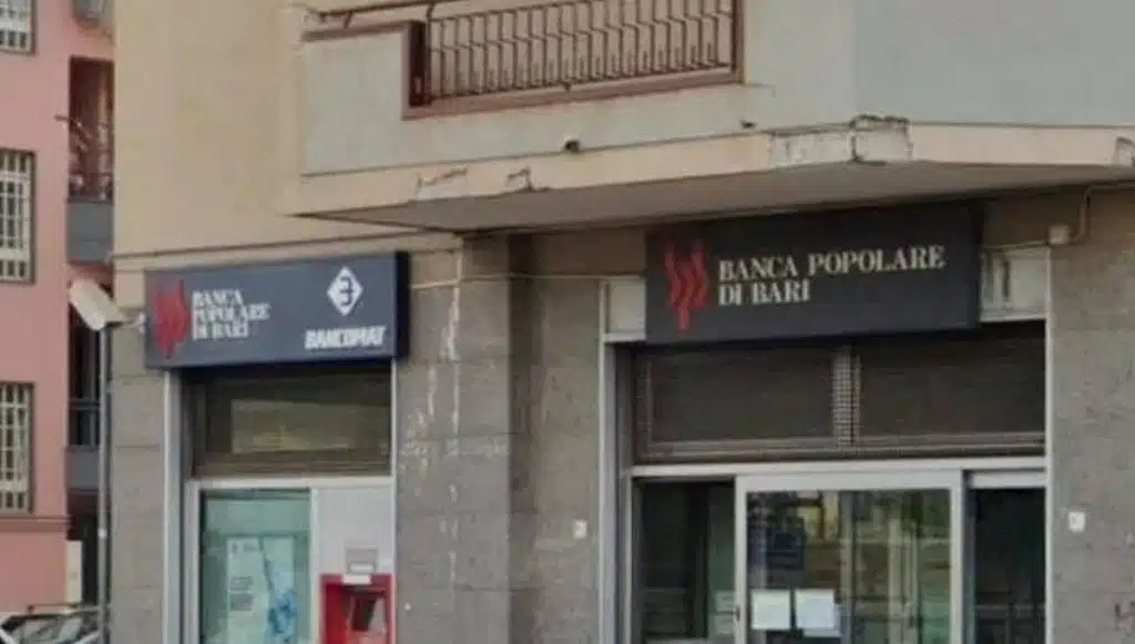 rapina banca aversa 27 marzo