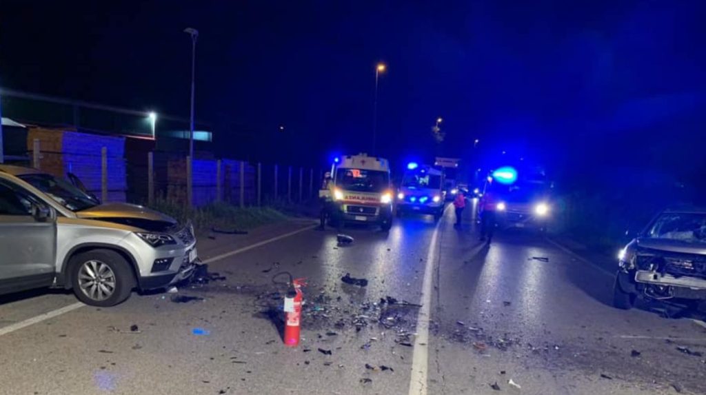 Incidente Maddaloni infermiera aggredita ragazzo