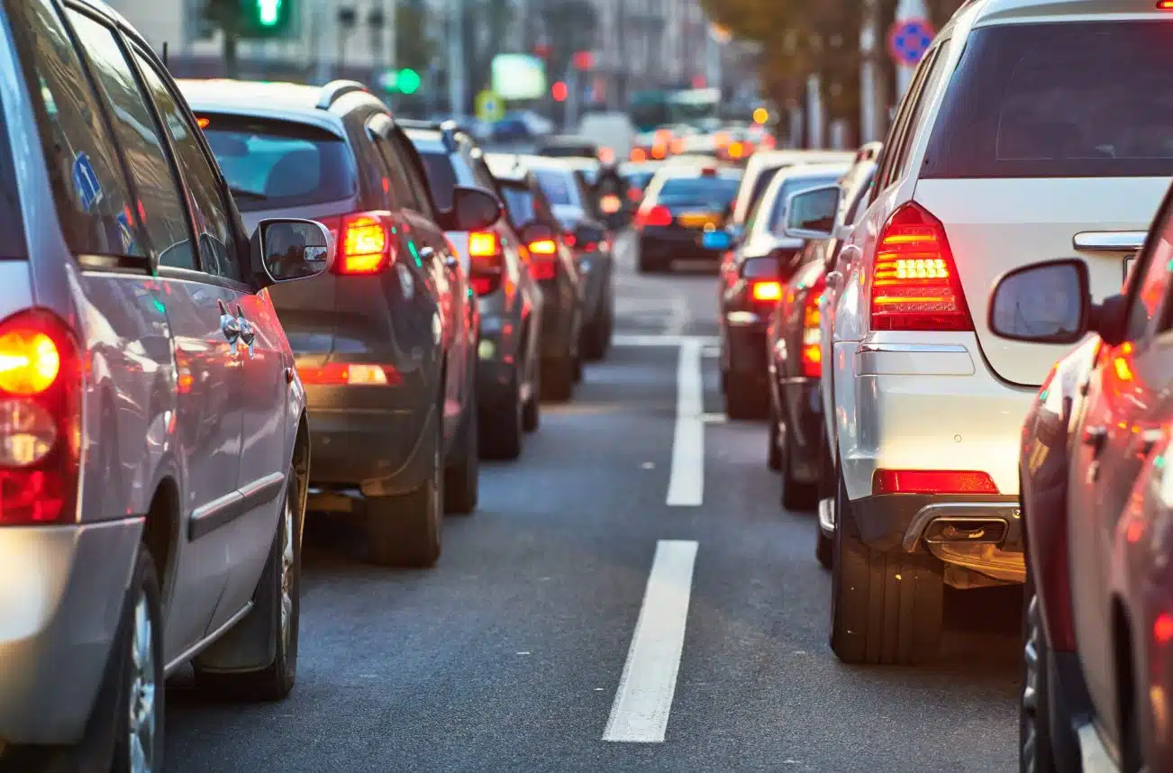 Napoli arrestato ladro auto bloccato traffico