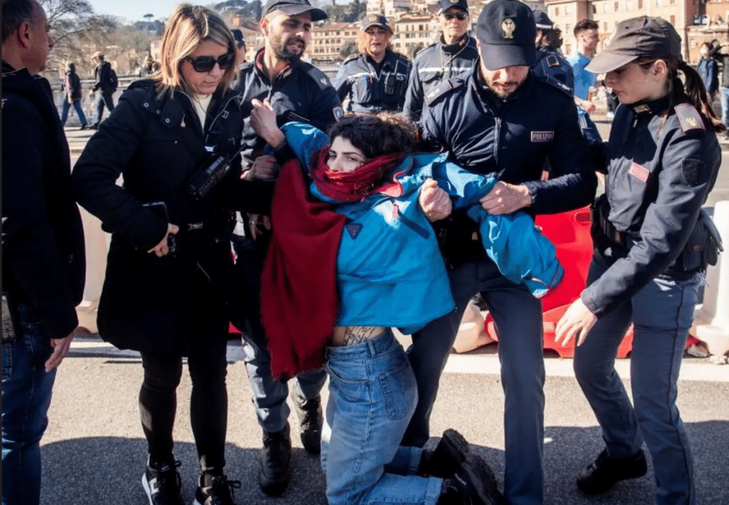 ultima generazione ferma maratona roma fermi