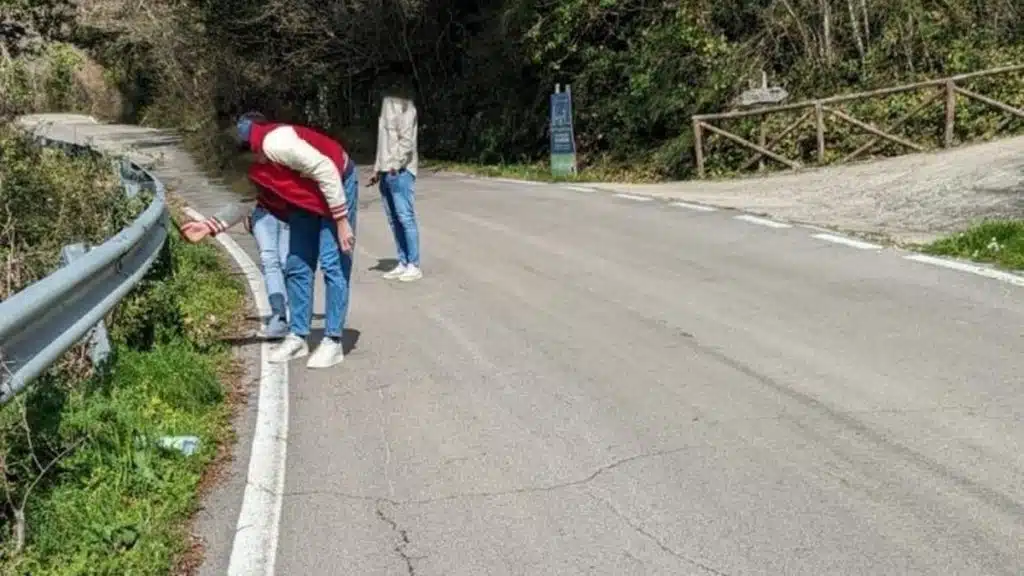 ciclista ariano irpino assalito cane foggia