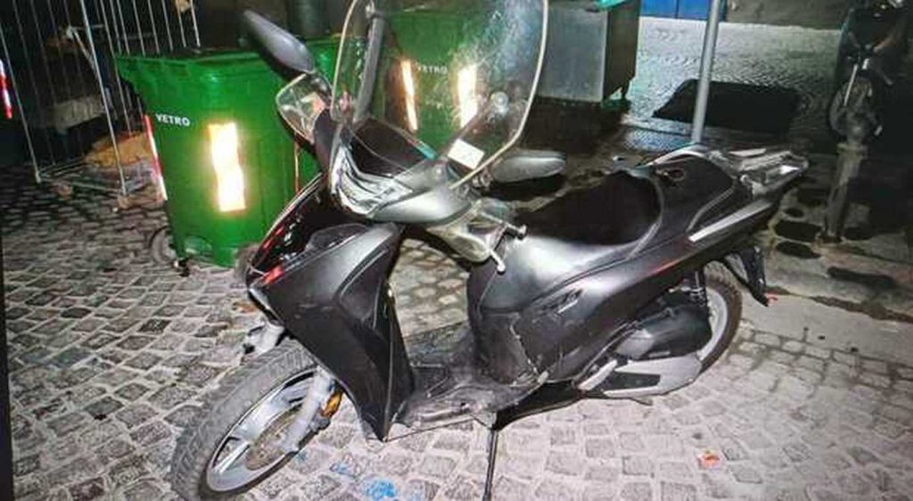 incidente moto napoli pirata strada feriti 6 aprile