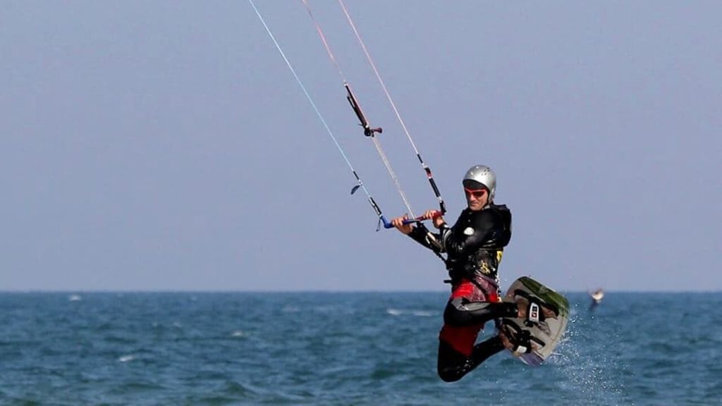 vieste-franco-carlucci-morto-kitesurf-pasqua-strangolato