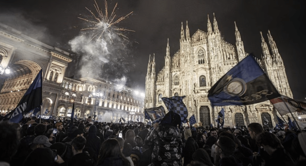 Festa scudetto 13enne ferito