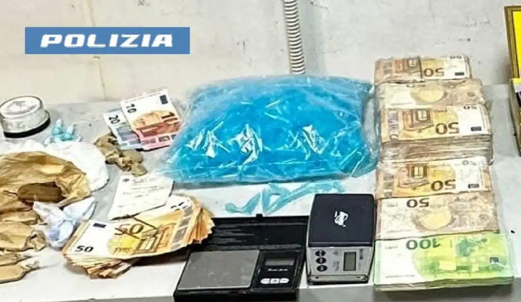 droga-armi-napoli-arrestato-napoli-agnano-100mila-euro