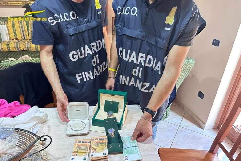 Nocera Inferiore imprenditore arrestato Bologna 30 maggio