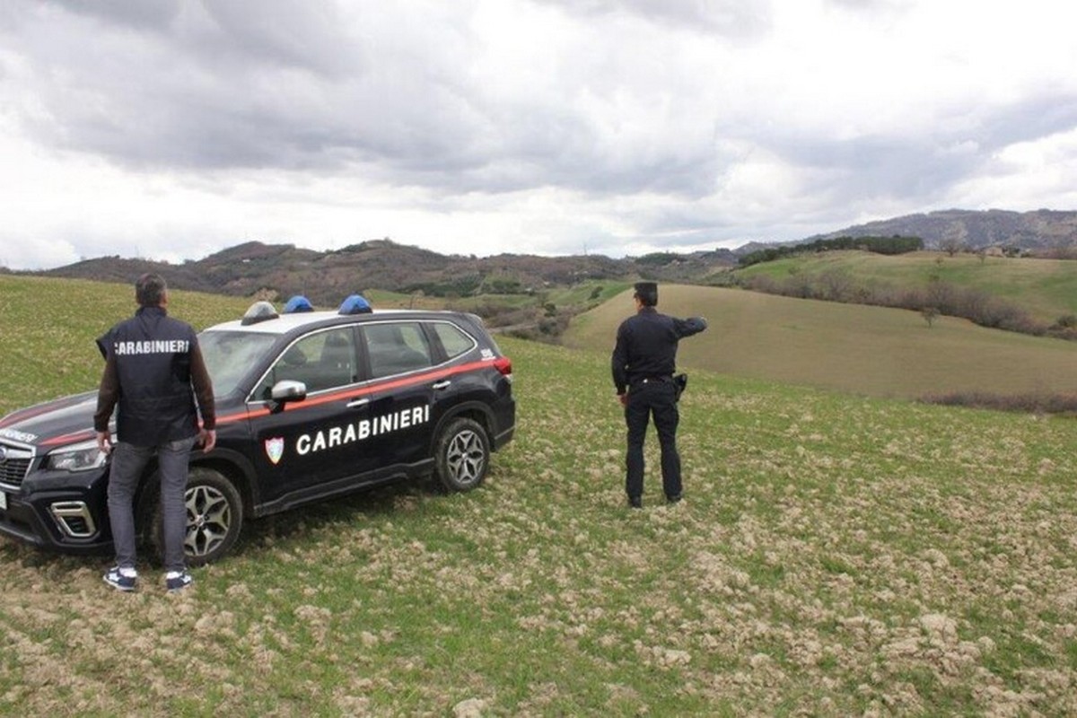 traffico illecito rifiuti frosinone arresti indagati sequestro oggi 20 maggio