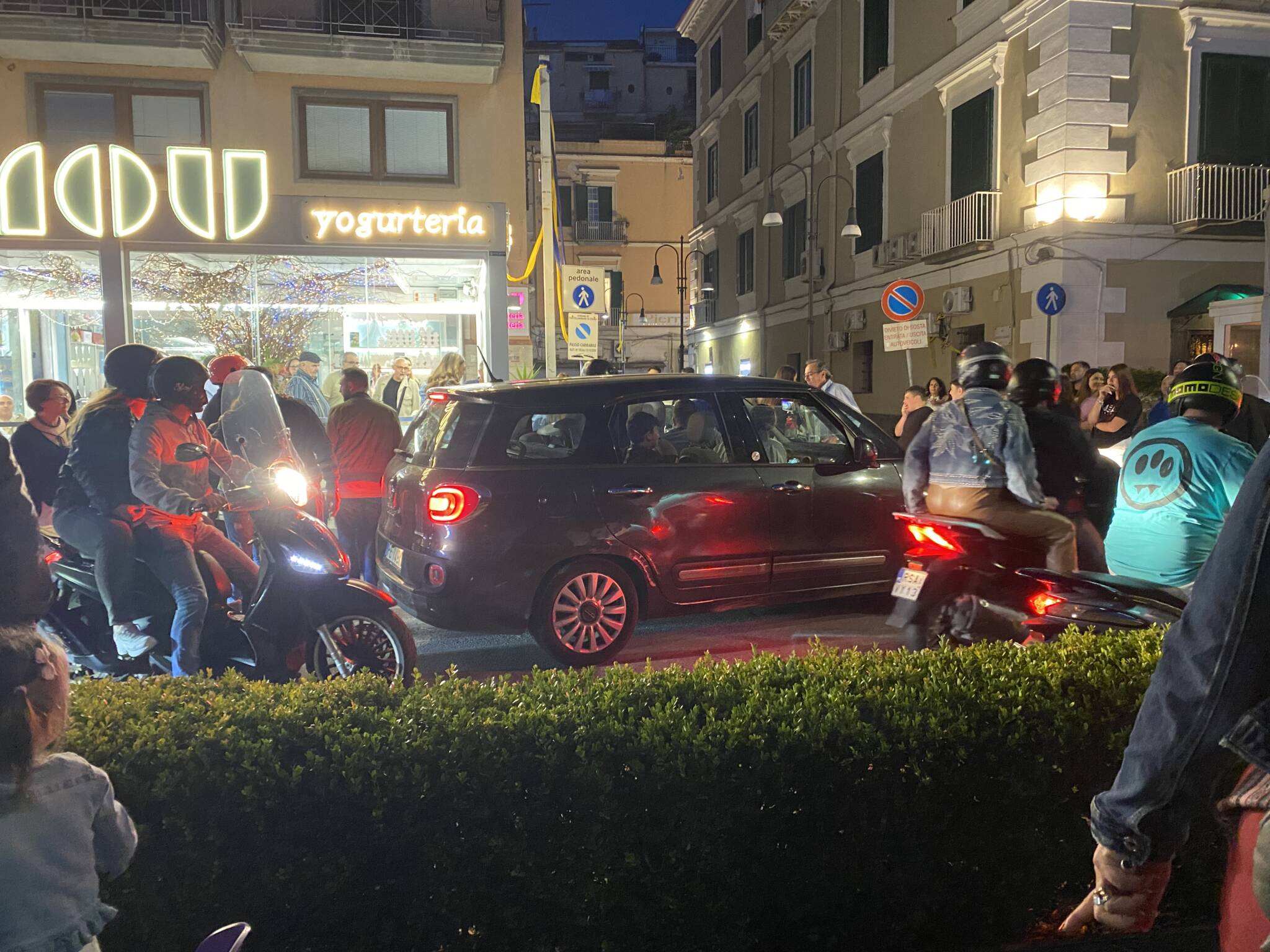 castellammare stabia incidente ferita 19 maggio