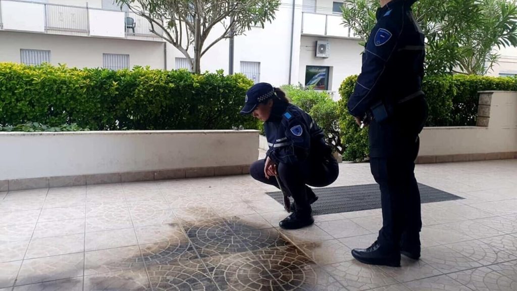 suicidio riccione oggi 7 maggio