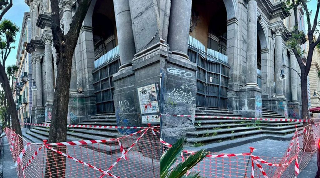 napoli crollo calcinacci chiesa ultime notizie 7 maggio