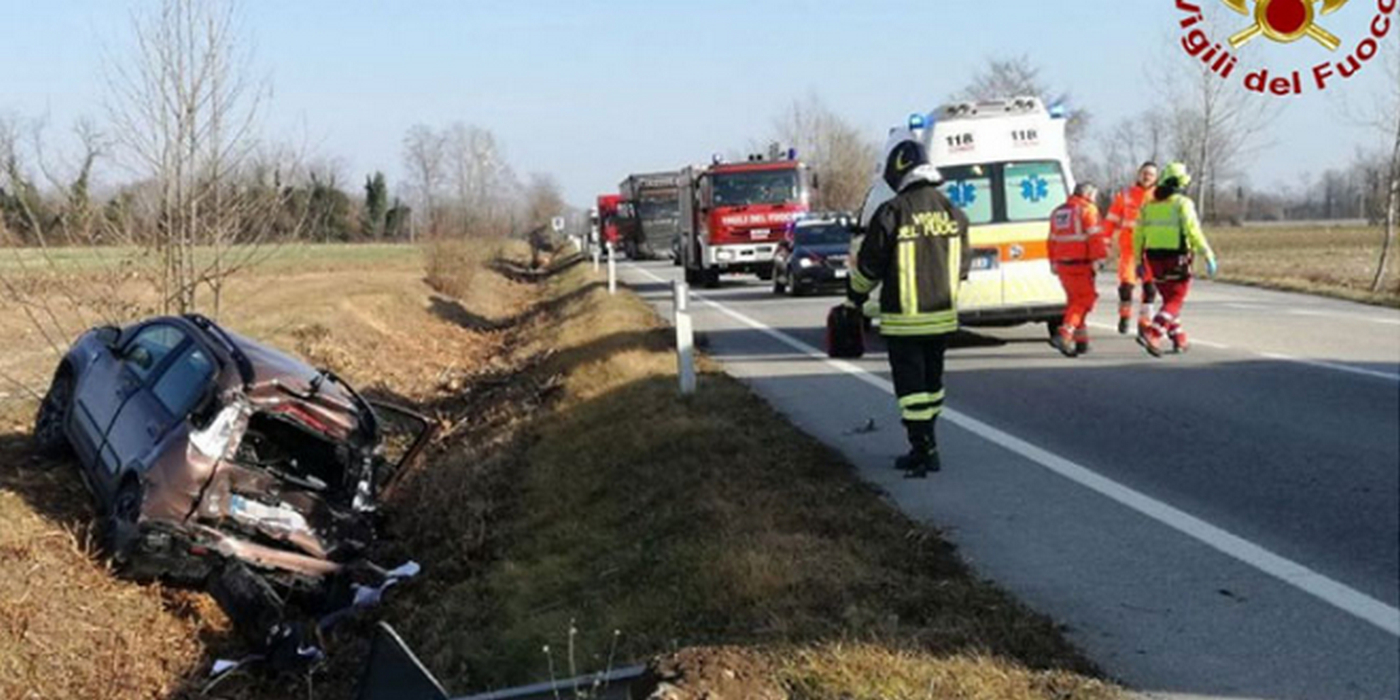 auto fossato statale casilina 1 maggio