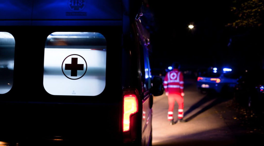 Perugia grave donna accoltellata marito