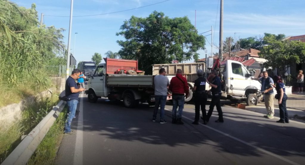 incidente ss19 battipaglia eboli