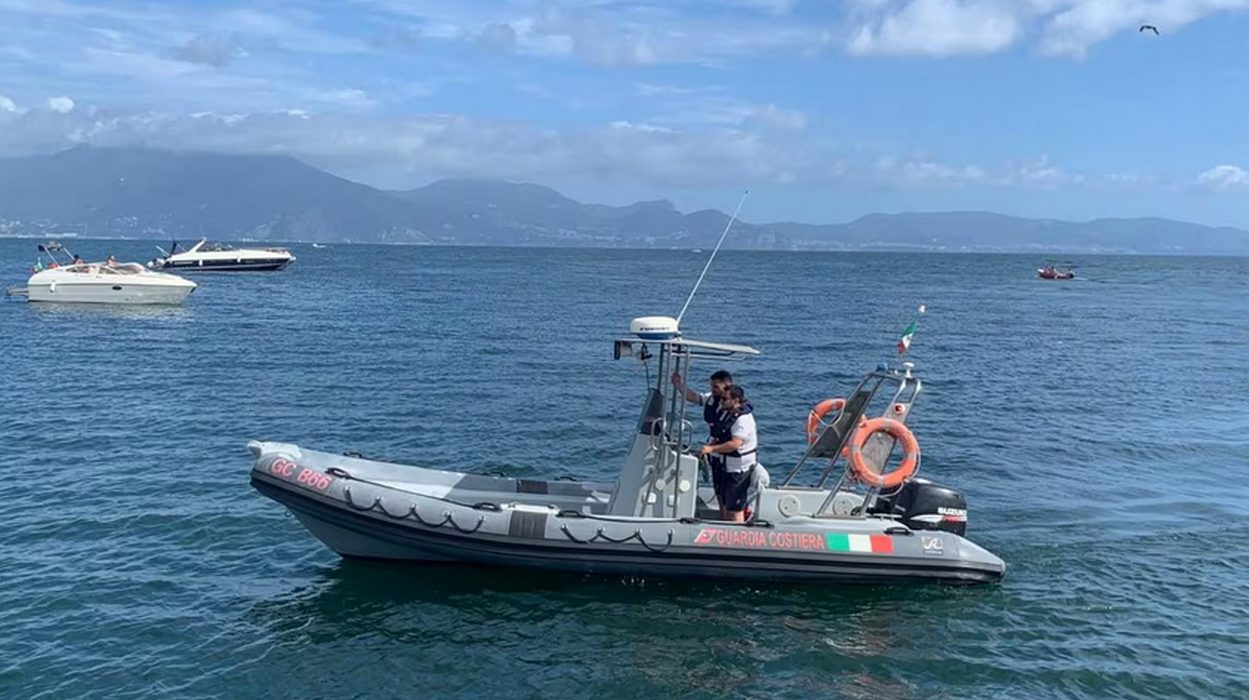 ercolano cadavere mare punta quattro venti